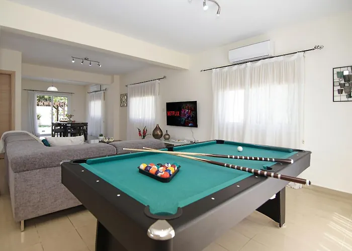 Nissi Adamite Vila Ayia Napa